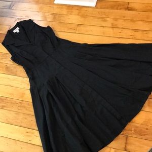 Black dramatic sleeves shirt dress